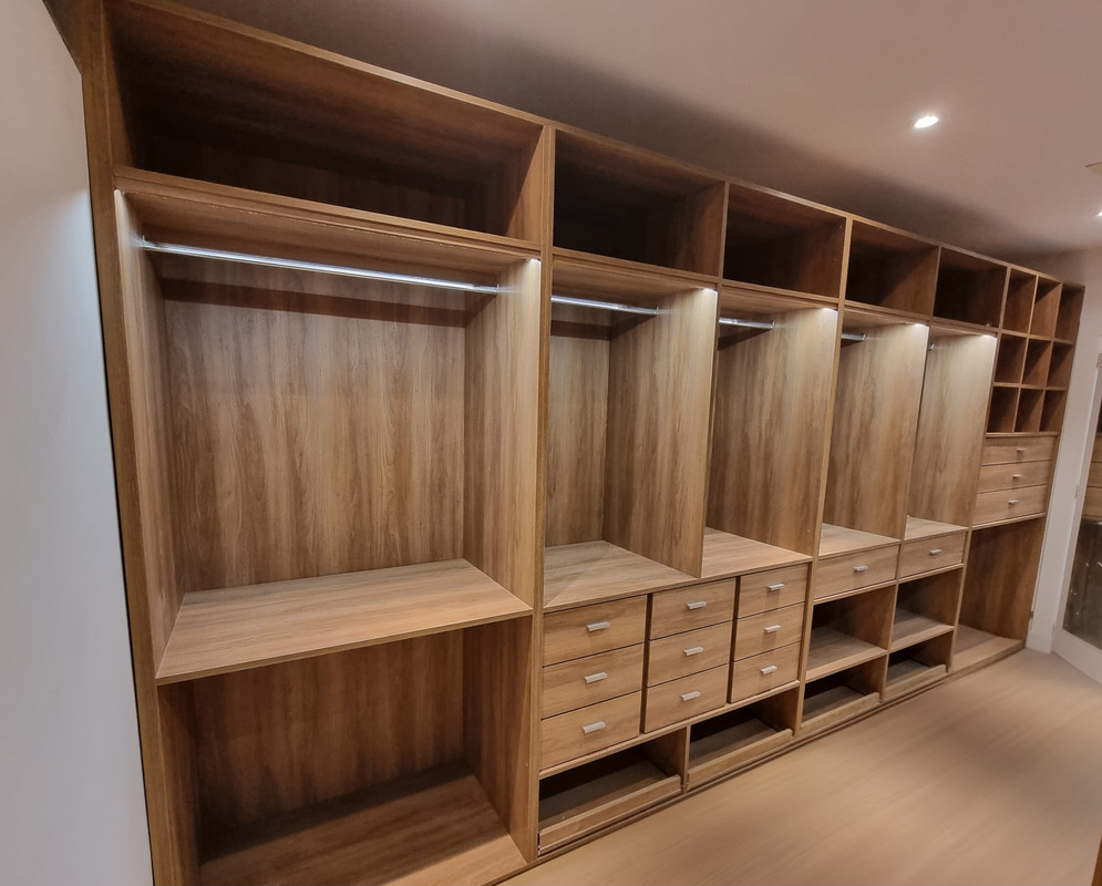 V&P Vestidores y Placards